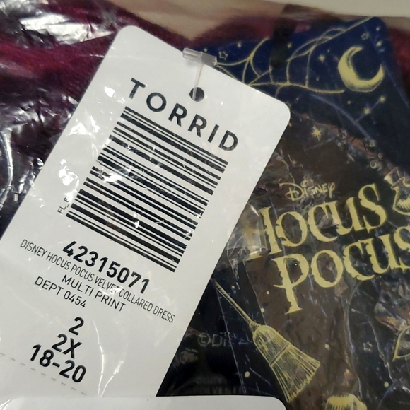 ❤️NWT VINTAGE TORRID DISNEY HOCUS POCUS VELVET COLLAR DRESS SANDERSON SISTERS - Picture 7 of 15